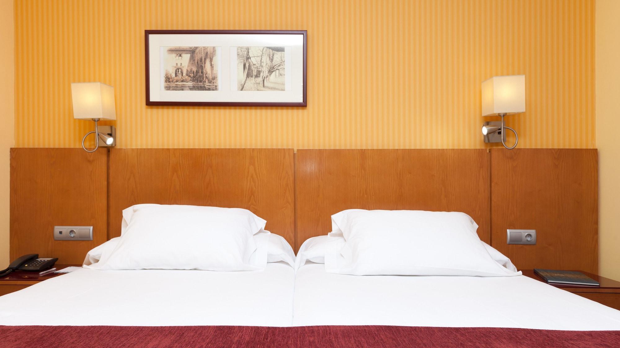 Senator Granada Spa Hotel Bagian luar foto