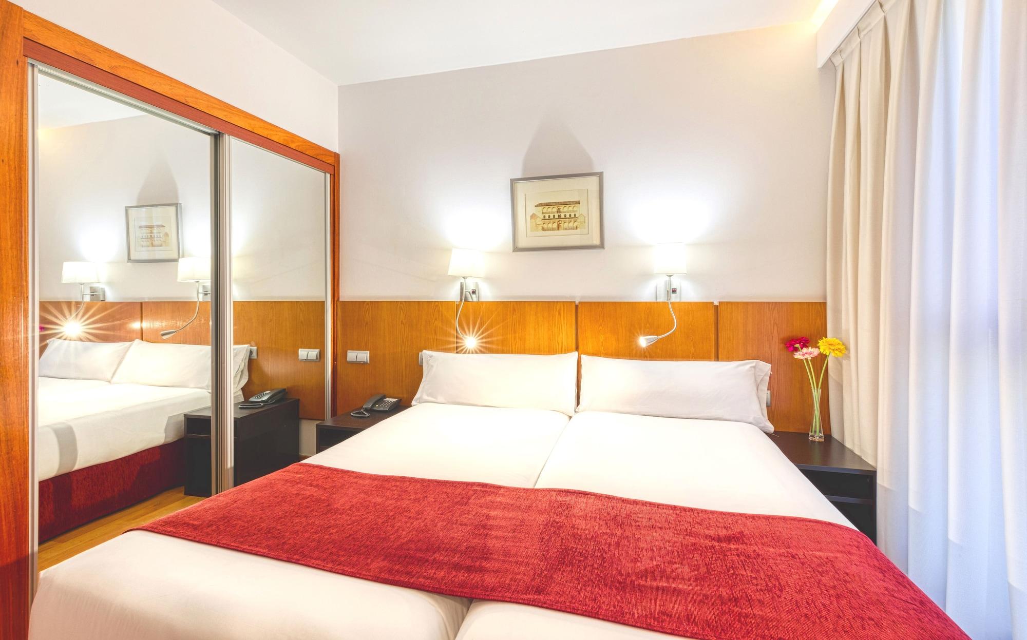 Senator Granada Spa Hotel Bagian luar foto