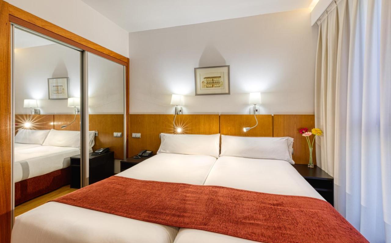 Senator Granada Spa Hotel Bagian luar foto